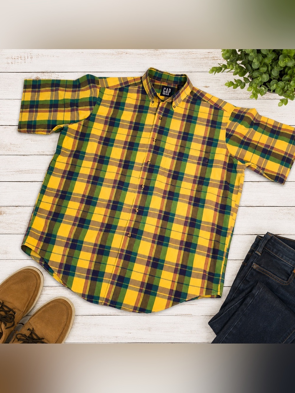 GAP Vintage ‘90s Short Sleeved Button Down - Sz L